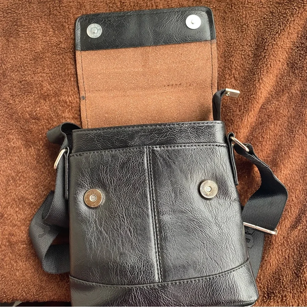 Sling bag for Men - Picture 12 of 17